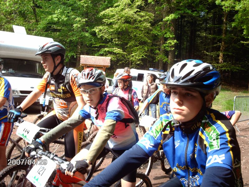 gal/VTT 2007/La Transvoge_29_avril_2007/IMAG0679.JPG